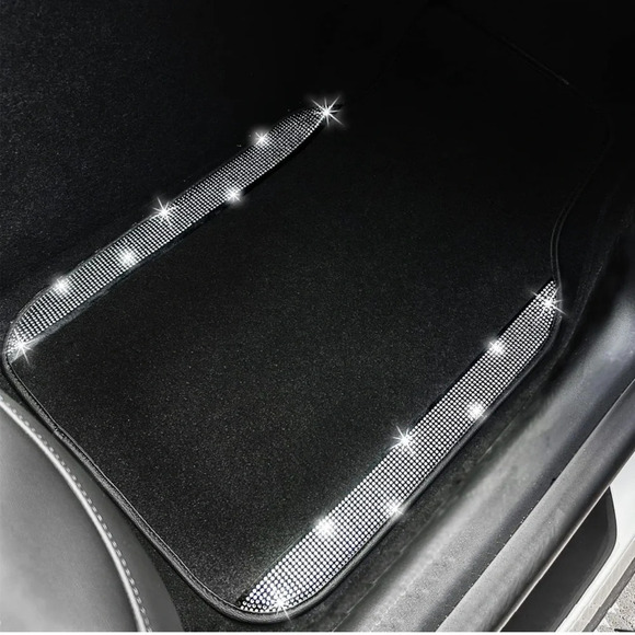 Brand new 4 price Car mat set, sides with shining crystal. silver and black. - Picture 8 of 12